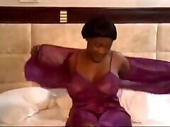 nollywood-schauspielerin mercy johnson wird wie eine schlampe gefickt!