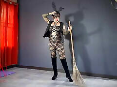 HALLOWEEN 2021 – Witch in black clips twiggy suit – Black Playboy Bunny