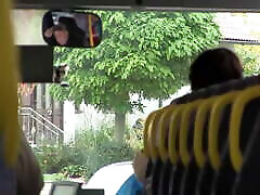 Popp Sylvie aus Ansbach - Public phionex miere Cumshot in a bus