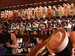Kit Kat Club - part 01 - The older and daughters Experience
