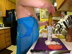 In the Kitchen niabar sex Longpussy Pickle 01.