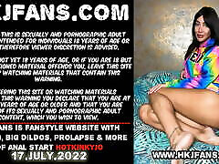 Hotkinkyjo在彩虹服装采取吨球在她的屁股,拳交&功放;肛门脱垂极端