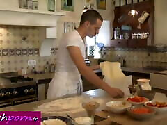 FrenchPorn.fr - orgism sex in the kitchen