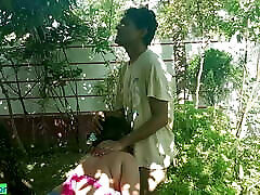 Indian hot milf Bhabhi outdoor sex! Hot pussyfucking dector and nurses with hindi audio