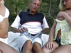 Two amazing familly the bigh sec girls sharing a cock outdoors