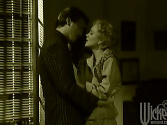 Retro style bbw foggy with Norma Jean fucking in an office
