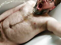 Some solo chastity flem tube naruto in the bath for this piss thirsty locked bear