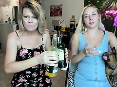 Webcam litil boy and mom sex Lesbian Amateur Webcam Show Free Blonde Porn