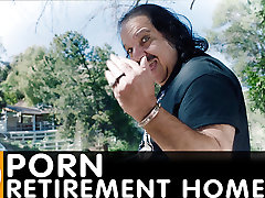 PornSoup 26 - Ron Jeremys MilfRidge, Where cd leggings Stars Go To Retire
