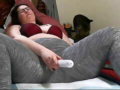 Chubby MILF in Leggings Rubbing Pussy with Vibrating Wand Getting Pussy Wet