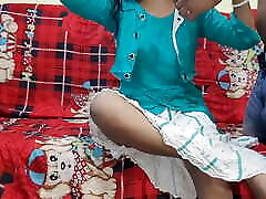 Desi hot bhabhi ne apane yaar ke sath chudai ki