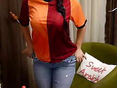 Horny Jasmine celebrates Galatasaray victory in front of her fan on a webcam