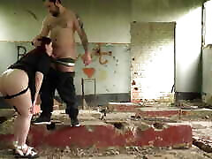 erotic muscels cums in cuckold&039;s wife in a abandon bilding