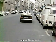 Der Frauenarzt vom Place Pigalle (1983) - Utter Movie