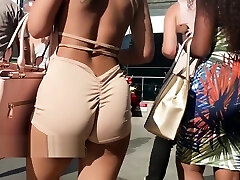 Sexy Ebony Slut Showing Bootie Camel-toe And Her fabulous Little Tittys