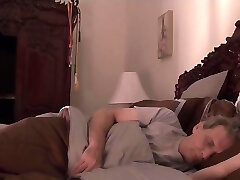 Beverly Lynne - Big-titted Housewives of Beverly Hills (2012)