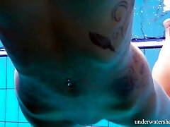 Nata swims and shakes her bum