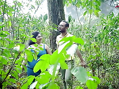 DESI LOCAL GIRLFIREND Fuck-fest WITH BOYFRIEND IN JUNGLE FULL MOVIE