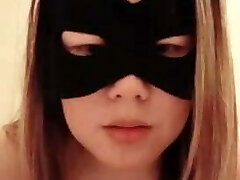 Watch Tobrut Live getting off