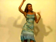 My name is Lenka an exhibitionist blonde model with innate bumpers and today I wank for the first time