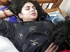 Shirt and lungi removal and underwear only ass lick and jugs kiss hot romance of Vaishnavy and Sharun Raj, Mallu hot duo