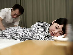 Milf Gets High-Intensity Rubdown from Middle-Aged Man with Lots of Experience in Sensitive Areas