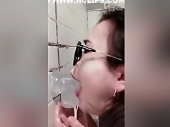 Chinese Female Sloppy Head