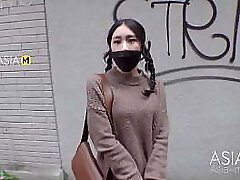 ModelMedia Asia-Street Hunting-Sunburn Ying Ying-MDAG-0001-Greatest Original Asia Porn Video