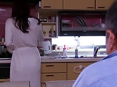 [nsps-641] A Certain Erotic Story Of A Reversed Married Couple A Young Dude Took Her As A Cuckold - Ichijou Kimika And Kimika Ichijo