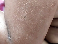 Indian Gal Washes Her Perfect Body