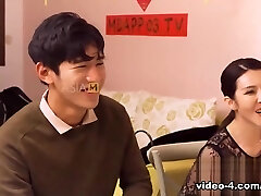 Swapping our Moms on Lantern Fest MD-0217 / 换母荡元宵 MD-0217 - ModelMediaAsia