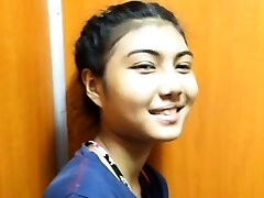 Thai angel does her superlatively superb to make the lad spunk