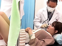 آسیایی, سکس با دکتر