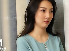 دیوانه-013, رابطه جنسی در مقابل شوهر