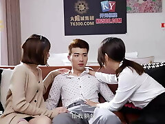 Hand in pussy , Boner in the bootie at the same time ! Full Penetratio