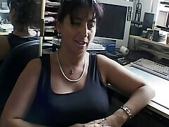 بانوی کسب و کار می شود برای گرفتن اشتباه نقطه پارکینگ بانوی کسب و کار می شود برای گرفتن اشتباه نقطه پارکینگ