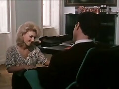 وزیر ورزش ها داغ سر می دهد به او خوش تیپ وزیر ورزش ها داغ سر می دهد به او خوش تیپ