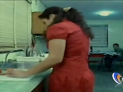 cazzo milf davanti al marito di tornare a casa teaser
