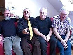 وچی پورسلونی-صحنه 1