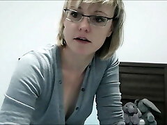 Hot MILF With Lecturer Glasses and Hairy Pussy