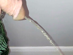 Just me takin a piss ! Wanna watch?