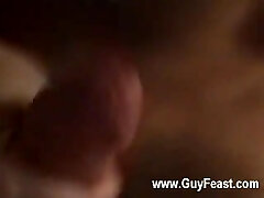 Fag video Trace plays around, making William flex for the camera while