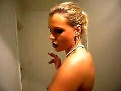 Smoking Masturbatrix Teases in Stockings and Heels