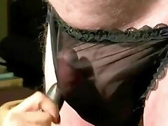 dans culotte de madame avec bang-out toys