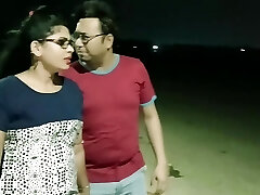 Desi Super-fucking-hot wife ko super-hot chudai after evening! One time Sex