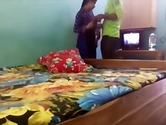 husband fucj her wife very first time