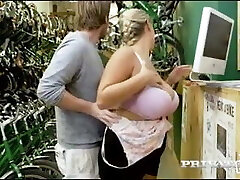 Curvy Chicks on Cycles, Total Movies.