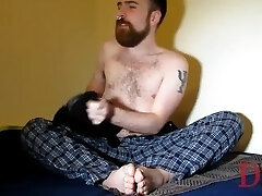Thedudewhosadude muestra ropa interior nueva y el culo juguetes!