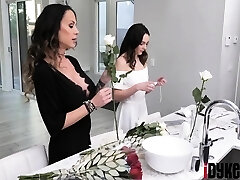 Tonguing Out The Bride-To-Be Mckenzie Lee, Aften Opal