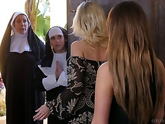 Sinful nuns are making love with deviant lesbian babe Ziggy Starlet